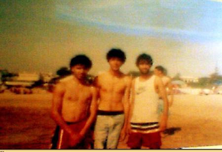 simo / moi /youssef  en plage  ...